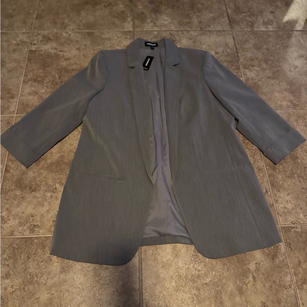 O NWT Brand New Women's Express Cropped Blazer